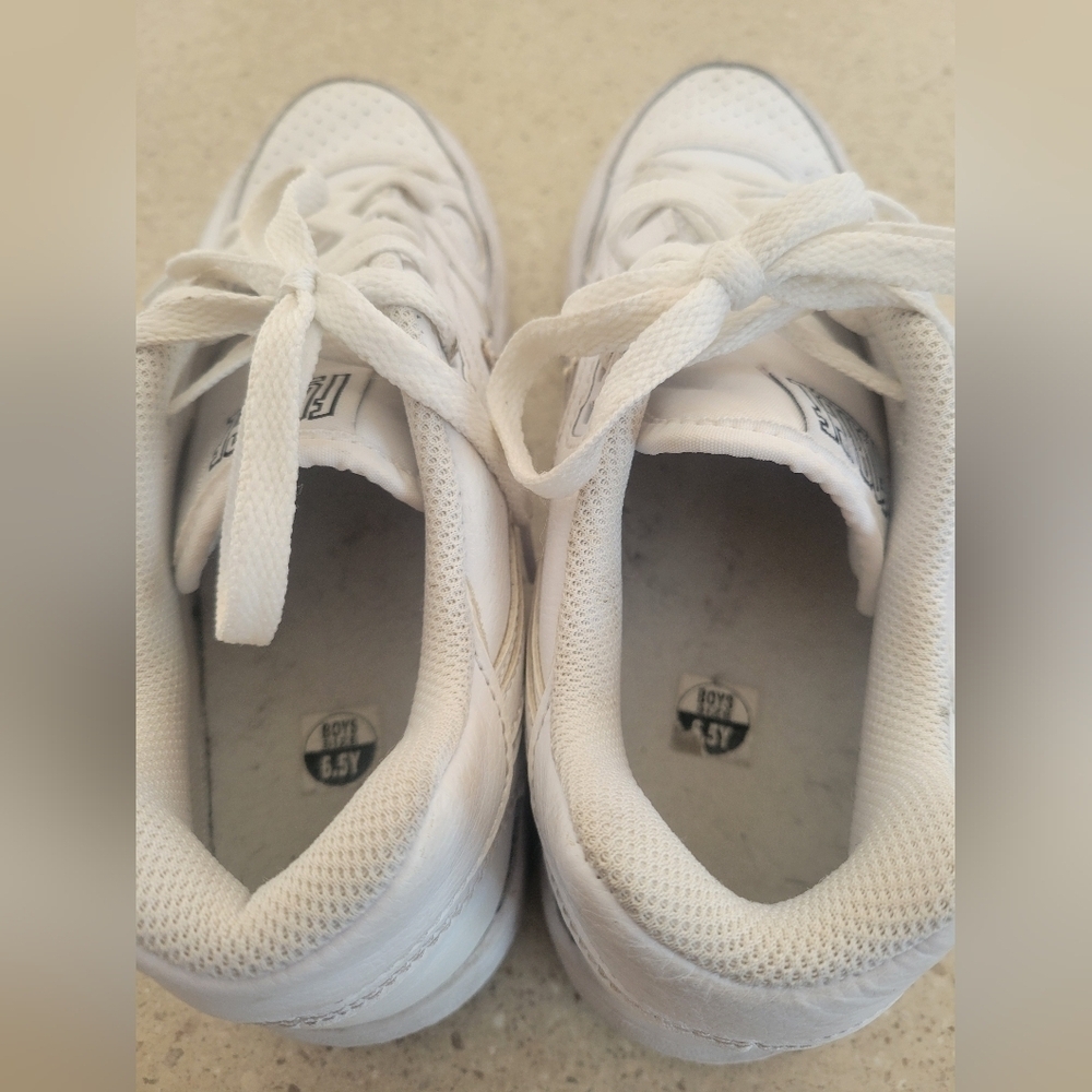 Nike Leather Low Top Air Froce 6.5 Y - Picture 5 of 7